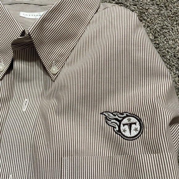 Tennessee Titans NFL Cutter & Buck‎ Men’s XL dress shirt Tan/White striped NWOT - Picture 1 of 7